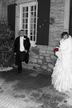 Photos de mariage de mise en scène d'une attente interminable au club de golf Les Quatres Domaines de Mirabel fait par un photographe professionnel